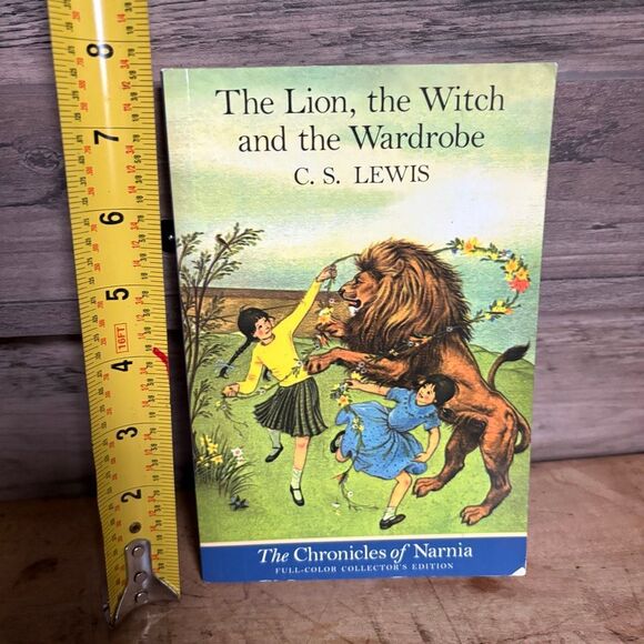 The Lion, the Witch and the Wardrobe by C.S. Lewis The Chronicles of Narnia Pape - Picture 9 of 9